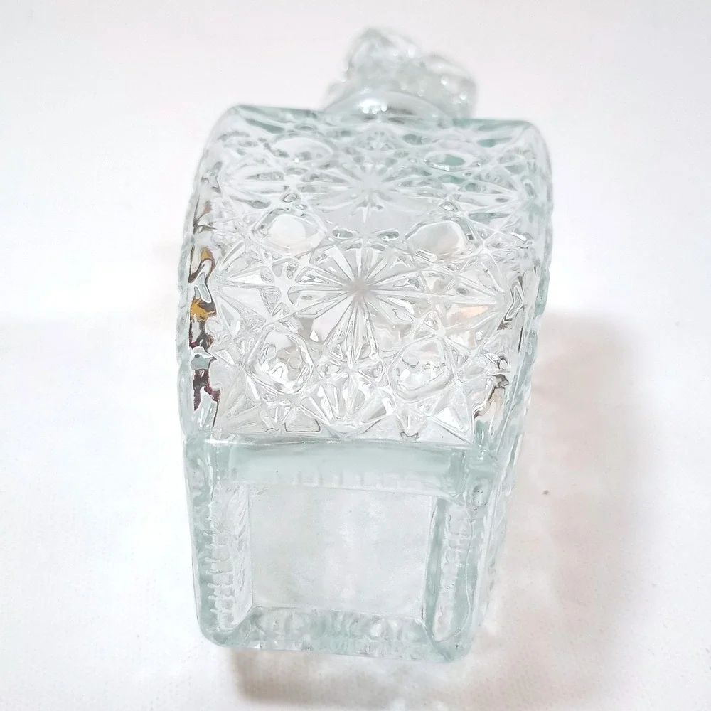 Vintage Glass Decanter Clear Starburst Diamond Cut Barware Stopper Excellent